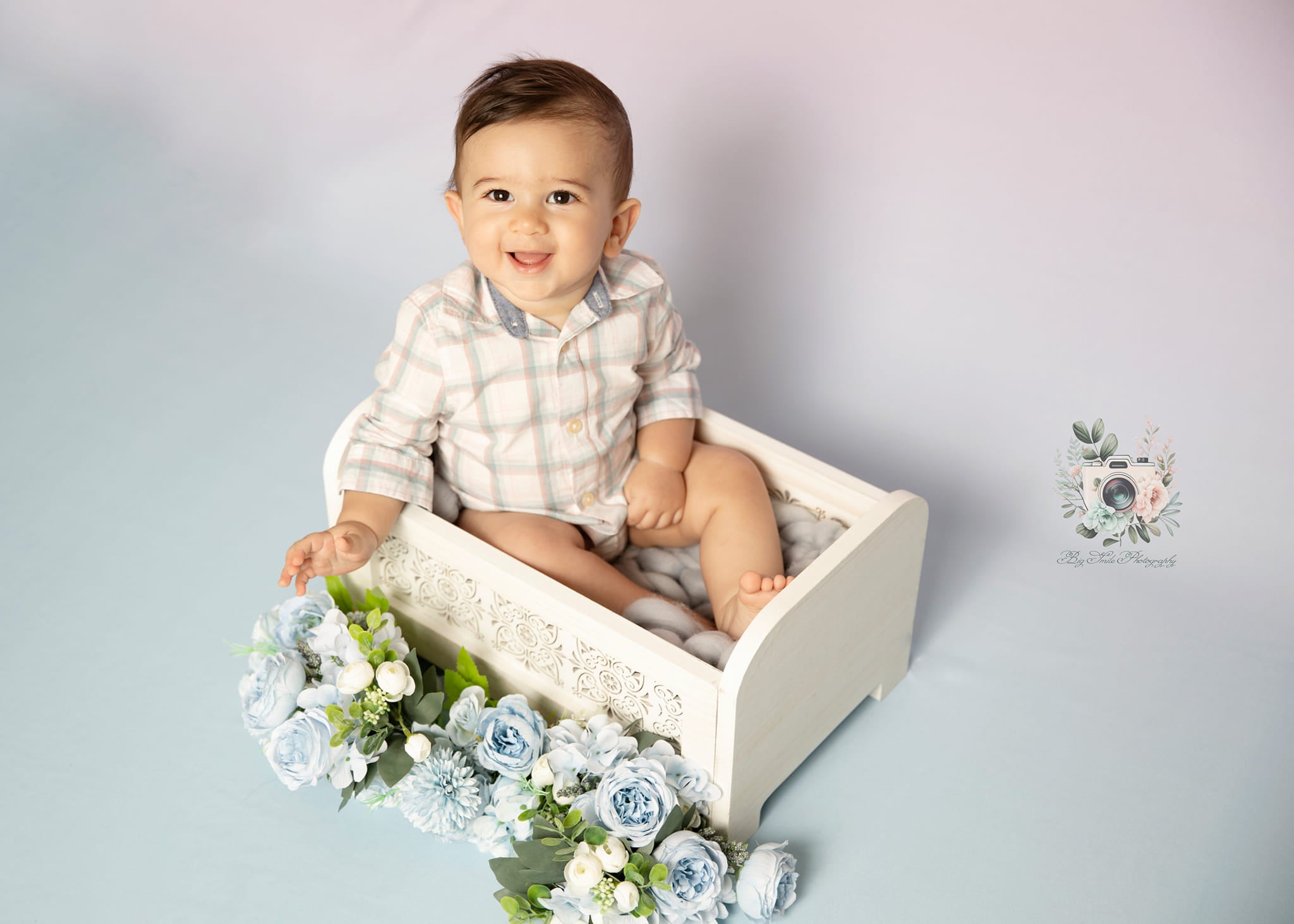 Avezano Light Pink Fades To Light Blue Gradient Backdrop For Portrait Photography-AVEZANO